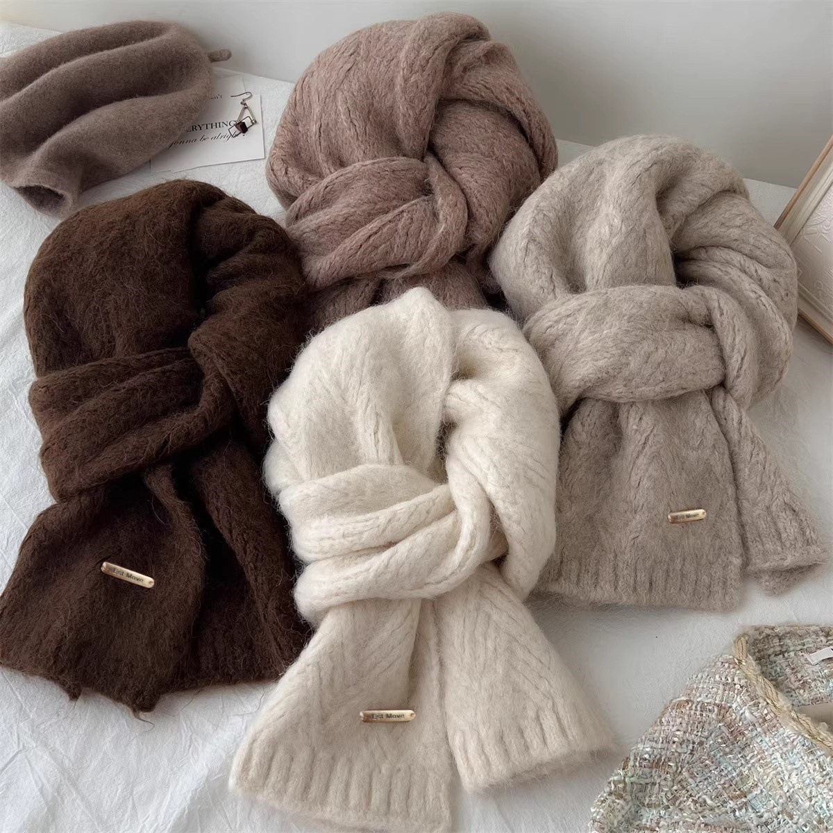 High Quality Wool Scarf Women  - Men Fashion Korean Style 评论和价格